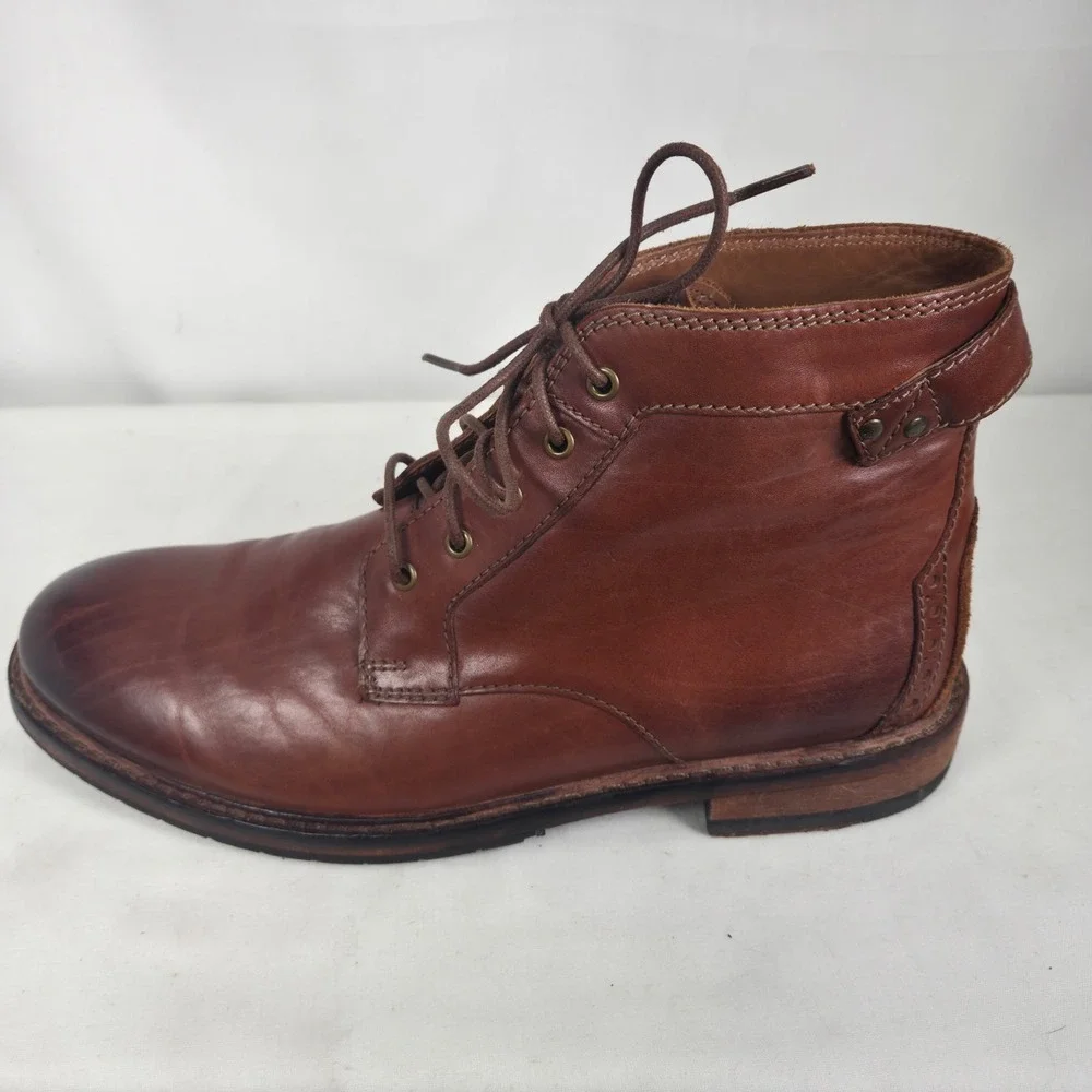 Clarks Boots Clarkdale Bud Boot Mens US 10.5 Brown Leather Ankle Chukka Lace Up